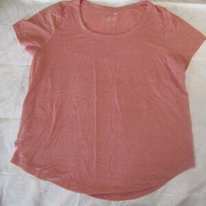 SO Coral Scoop Neck Tee size XL